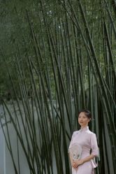-挪娅婚纱摄影皇家会所