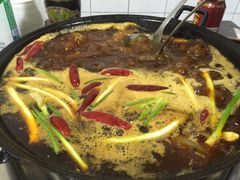 石灰市芋儿鸡-石灰市毛记烧鸡公(解放碑店)
