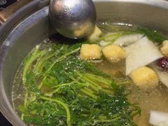 -喃喃椰·糟粕醋椰子鸡火锅(七堡花园店)