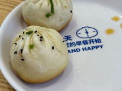-弄堂咪道-饭香·面香·馄饨香(汇锦广场店)