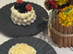 -潮一不贰·法式甜品·生日蛋糕·西式简餐(外滩店)