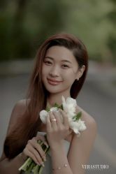 -至臻微拉婚纱摄影