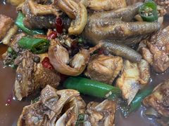 -八两八金·莱芜特色炒鸡(市南漳浦路店)