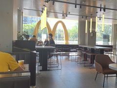 -麦当劳(滨河路DT店)