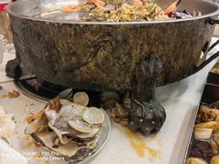 -老东镇啤酒屋海鲜加工·蒸汽海鲜·海鲜烧烤(台东店)