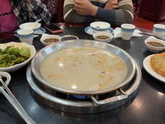 -老来福·非遗酸汤兔(凯旋路店)