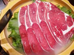 -老牌坊云南鱼豆花火锅(爱建店)