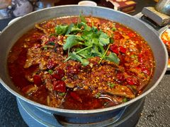 -万重锦·人文川菜馆(骡马市店)