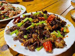 -超越海鲜屋(飞龙物业店)