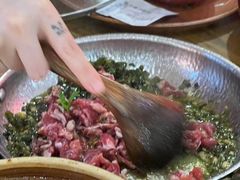 -吃饭皇帝大土家民族菜(正大广场店)