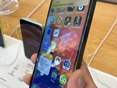-Apple零售店(华贸购物中心店)