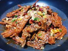 -张大师鸭爪爪特色火锅(万达店)