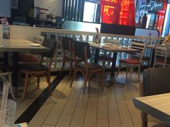 大堂-必胜客(绿地新都会店)