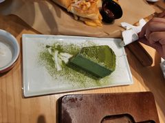 -必胜客(WOW昙华林店)