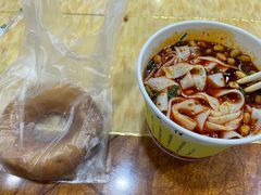 -覃肥叔桂林米粉(粮道街店)