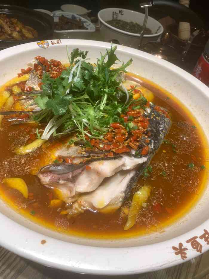 彭厨(平顶山店)-"彭厨首先位置还算好找,朋友请客来这里,生.