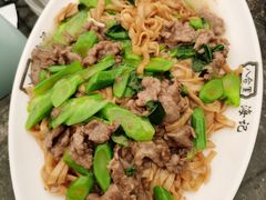湿炒牛河-八合里潮汕鲜牛肉火锅(深圳海岸城店)