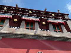 -塔尔寺游客服务中心