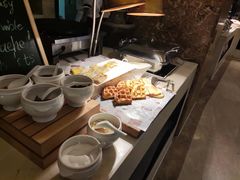 自助取餐区-临空皇冠假日酒店-西餐厅(首都机场店)