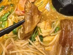 -肥汁米蘭香港米线(定西路店)
