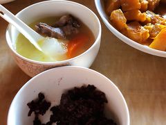 -爱的果实月嫂育婴师(世纪东方店)