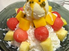 时令水果刨冰-鹿港小镇(悠唐店)