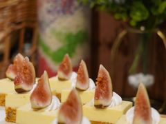 -深圳富苑皇冠假日套房酒店