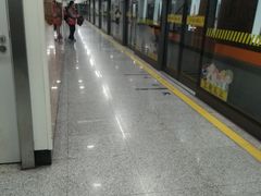 -杨高南路(地铁站)