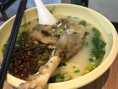 -熊大师牛羊粉(红谷凯旋店)