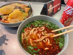 -臻老板牛肉面(光华路SOHO店)