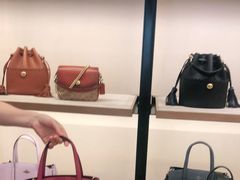 -COACH蔻驰(银泰店)