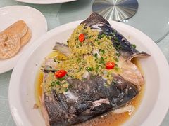 剁椒蒸鱼头-亢龙太子酒轩(东湖店)