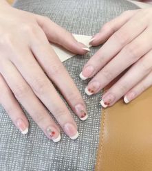 -CM.Nail美甲美睫