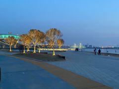 -郑东新区龙湖公共艺术中心