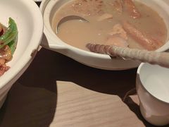 -沅江水·湖南家宴(南村万博长隆商圈店)