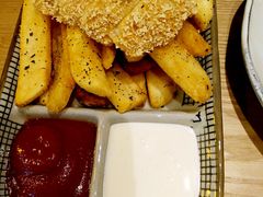 -HELLO 27 意面·沙拉·帕尼尼