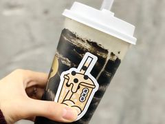 芝麻汤圆豆豆茶-喜茶(上海打浦桥日月光gelato lab+店)