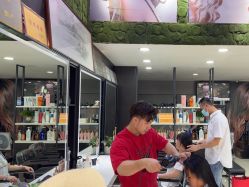 -时美美发1945老字号名店