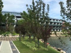 -上海滴水湖皇冠假日酒店