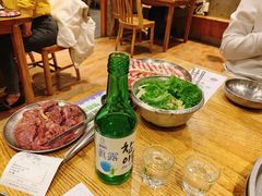 真露-姜虎东白丁烤肉(虹桥天地店)
