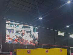 -嘿哟动霸CHUA·新潮玩运动娱乐中心·蹦床滑冰团建乐园