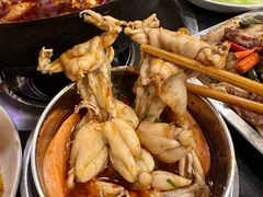 -鸿顺老铁锅美蛙鱼府(解放碑店)