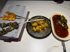 -小河公主秘制烤羊腿(小绿谷店)