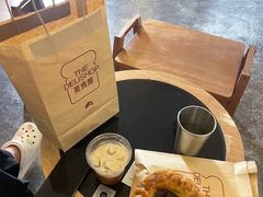 -白天鹅宾馆·美食屋