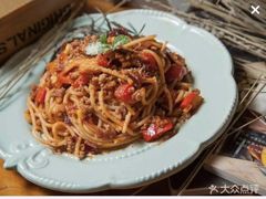 -Rabbit Cafe私房西餐甜点咖啡(栖霞路店)