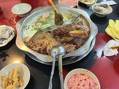 -储奇门鳝鱼火锅(总店)