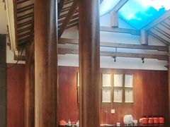 -阿瓦山寨·湘菜现炒·剁椒鱼头王(咸阳总店)