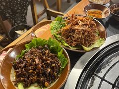 -阿山卓·野生菌火锅·纳西火塘烤肉