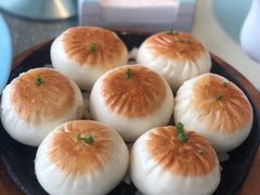 会拉丝的生煎包-东南里湖景餐厅·新闽菜(浦西万达店)