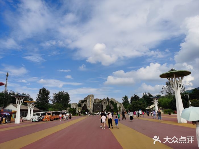 西安秦岭野生动物园图片